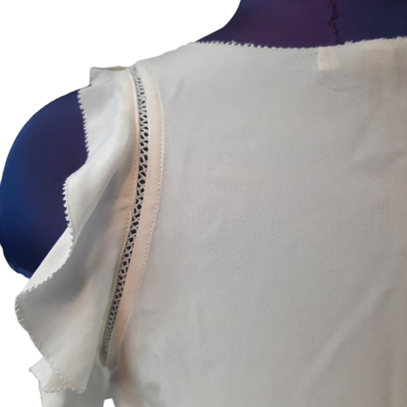 Joie 100%‎ Silk Cream Blouse Flutter Sleeve Cut Out Scoop Neck Size XS Women's - Picture 5 of 7
